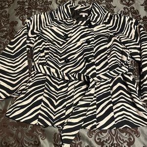 Zebra short trench coat
